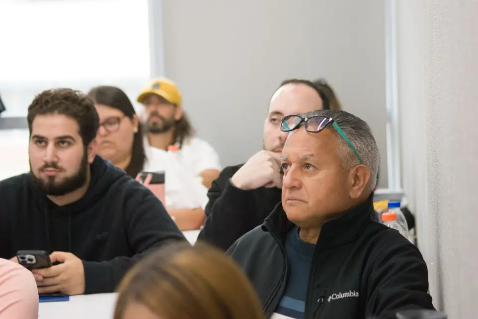 Aprendizaje y trabajo durante un seminario de HCA